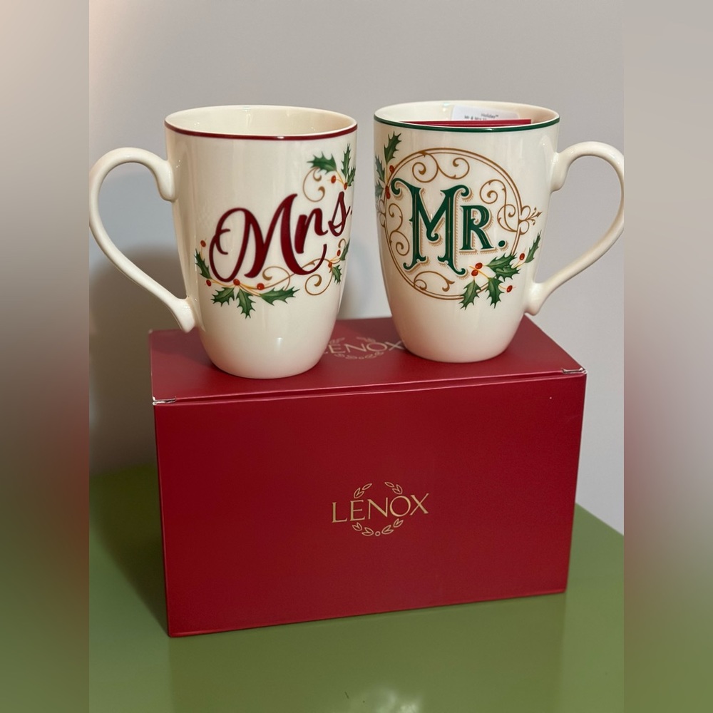 Lenox Brand New in Box Mr and Mrs Coffee Mugs Wedding Gift